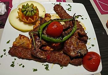 Mixed grill Diyar Mangal Houtskoolrestaurant