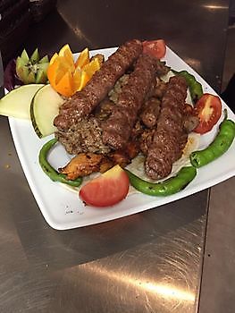 Adana kebap Diyar Mangal Houtskoolrestaurant